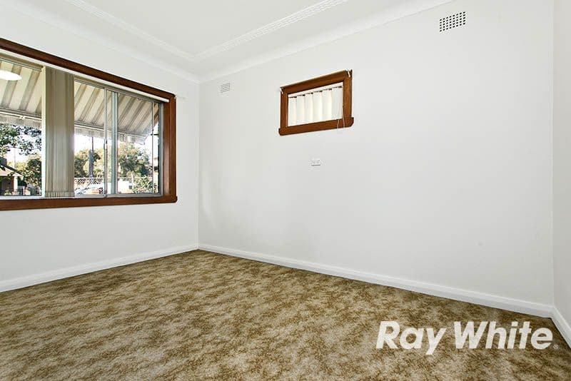 57 St Elmo Parade, KINGSGROVE NSW 2208, Kingsgrove - Thumbnail 3