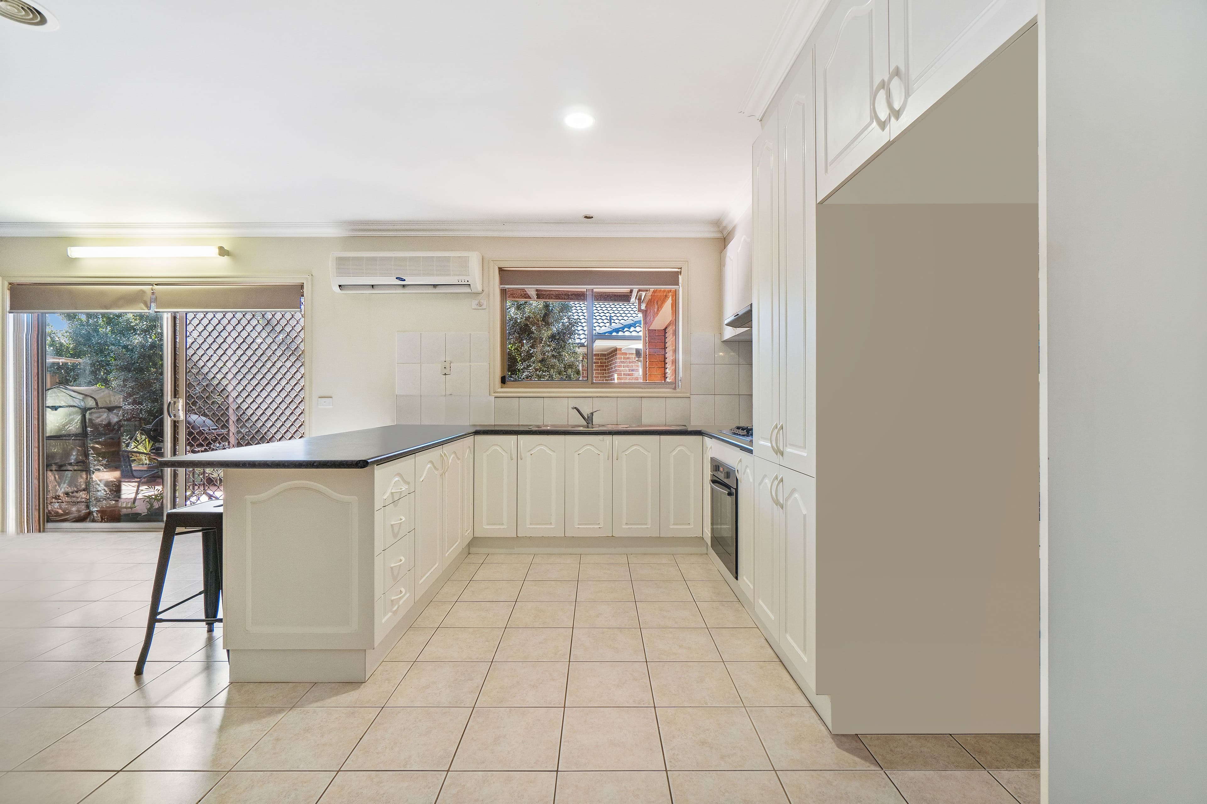 27 Pimelea Way, Hillside VIC 3037, Hillside - Thumbnail 3