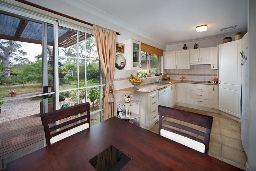 19 Evans Lookout Road, BLACKHEATH NSW 2785, Blackheath - Thumbnail 3