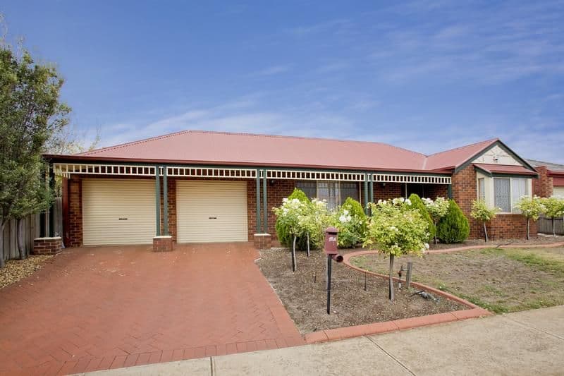 4 Racheal Close, LARA VIC 3212, Lara - Image 1
