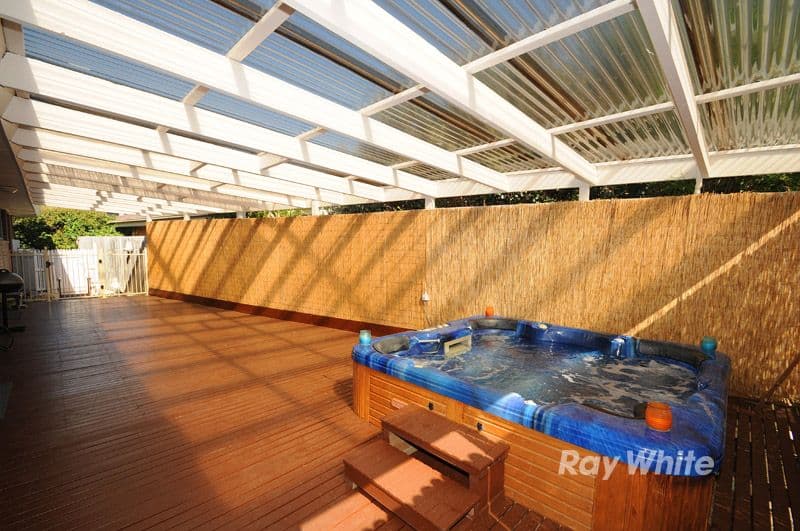 52 Arnold Drive, SCORESBY VIC 3179, Scoresby - Thumbnail 2