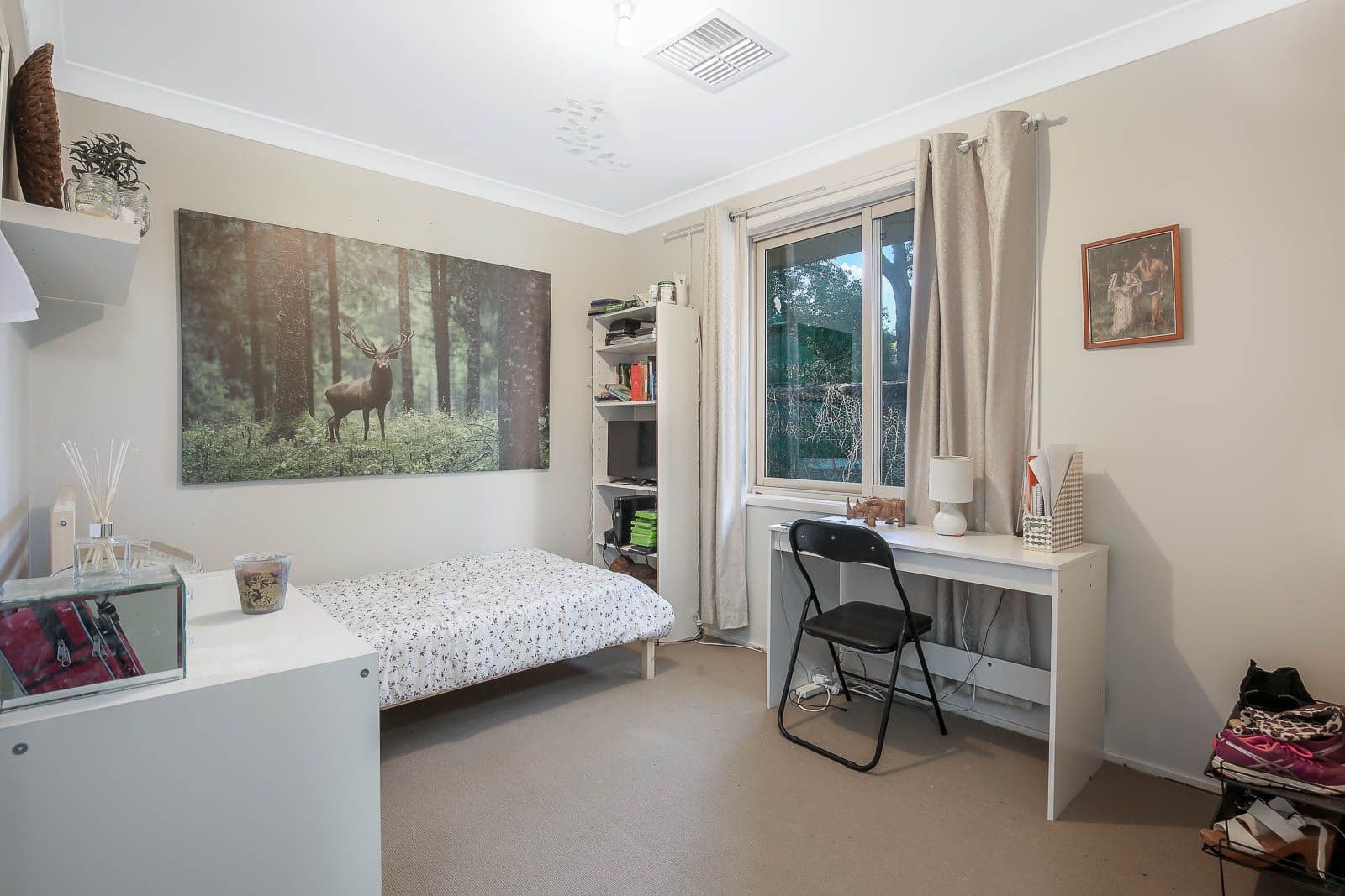 380 Lieutenant Bowen Drive, Bowen Mountain - Thumbnail 8