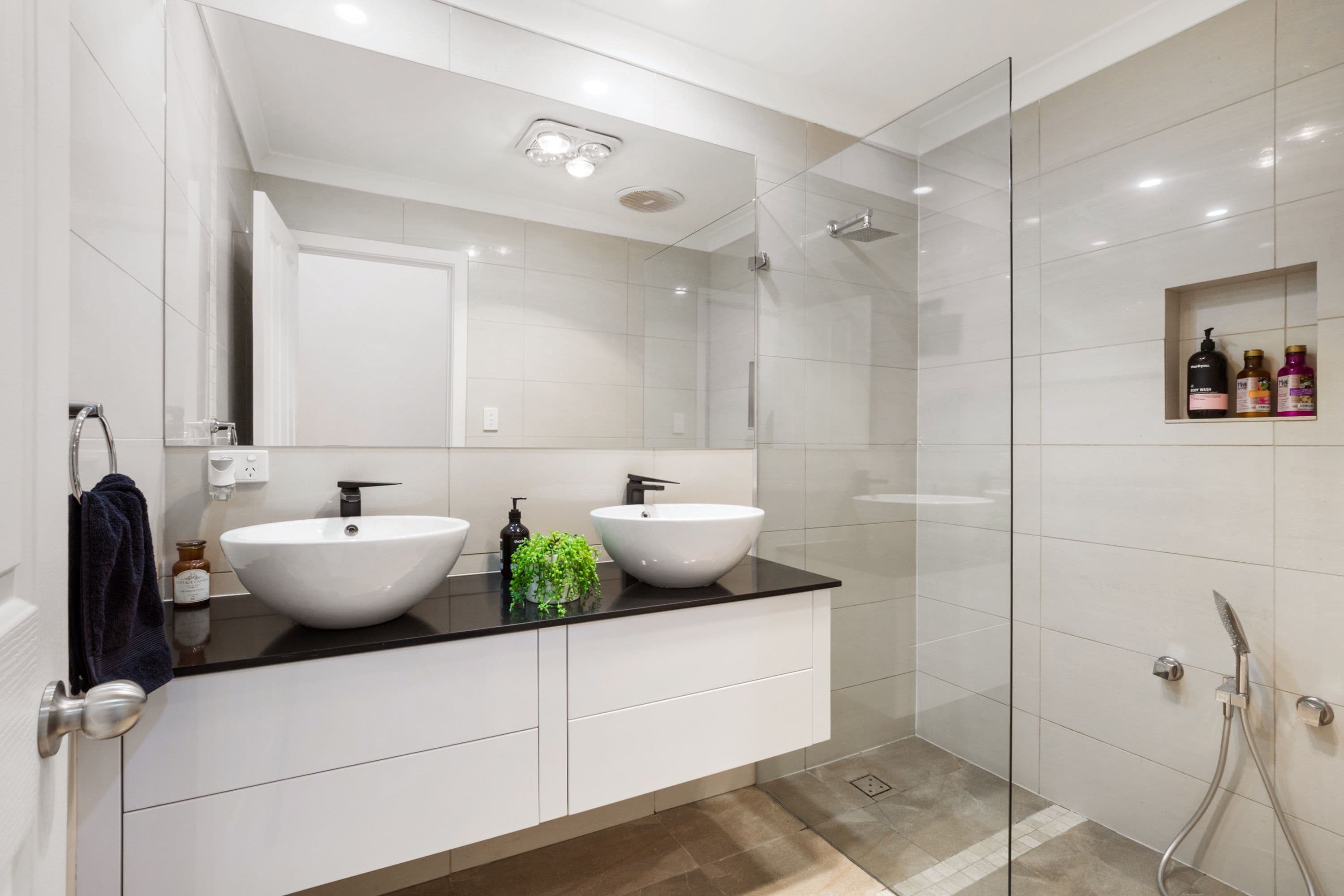 18 Balcombe Avenue, Mooroolbark VIC 3138, Mooroolbark - Thumbnail 4