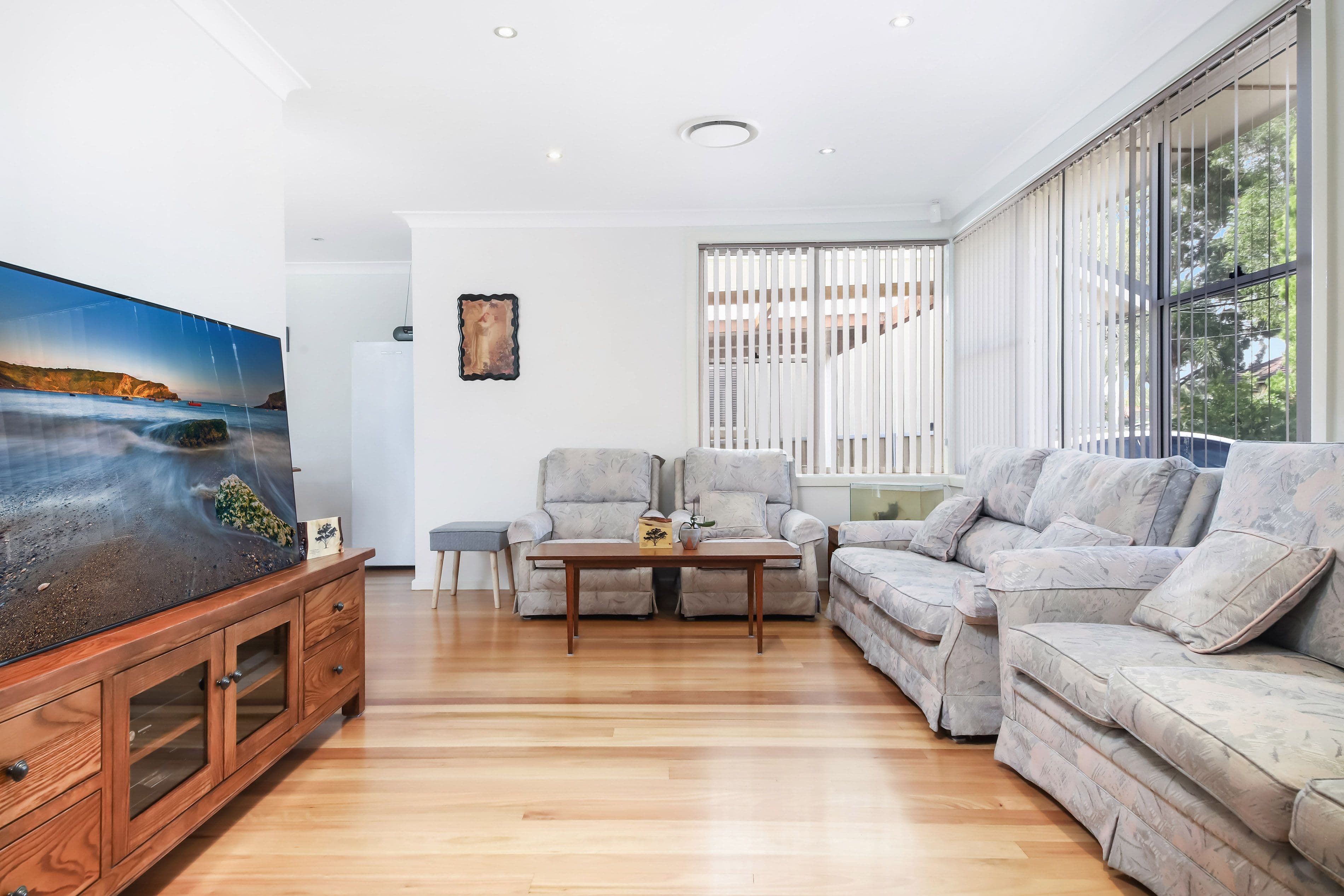 11 Glendale Avenue, Padstow - Thumbnail 2