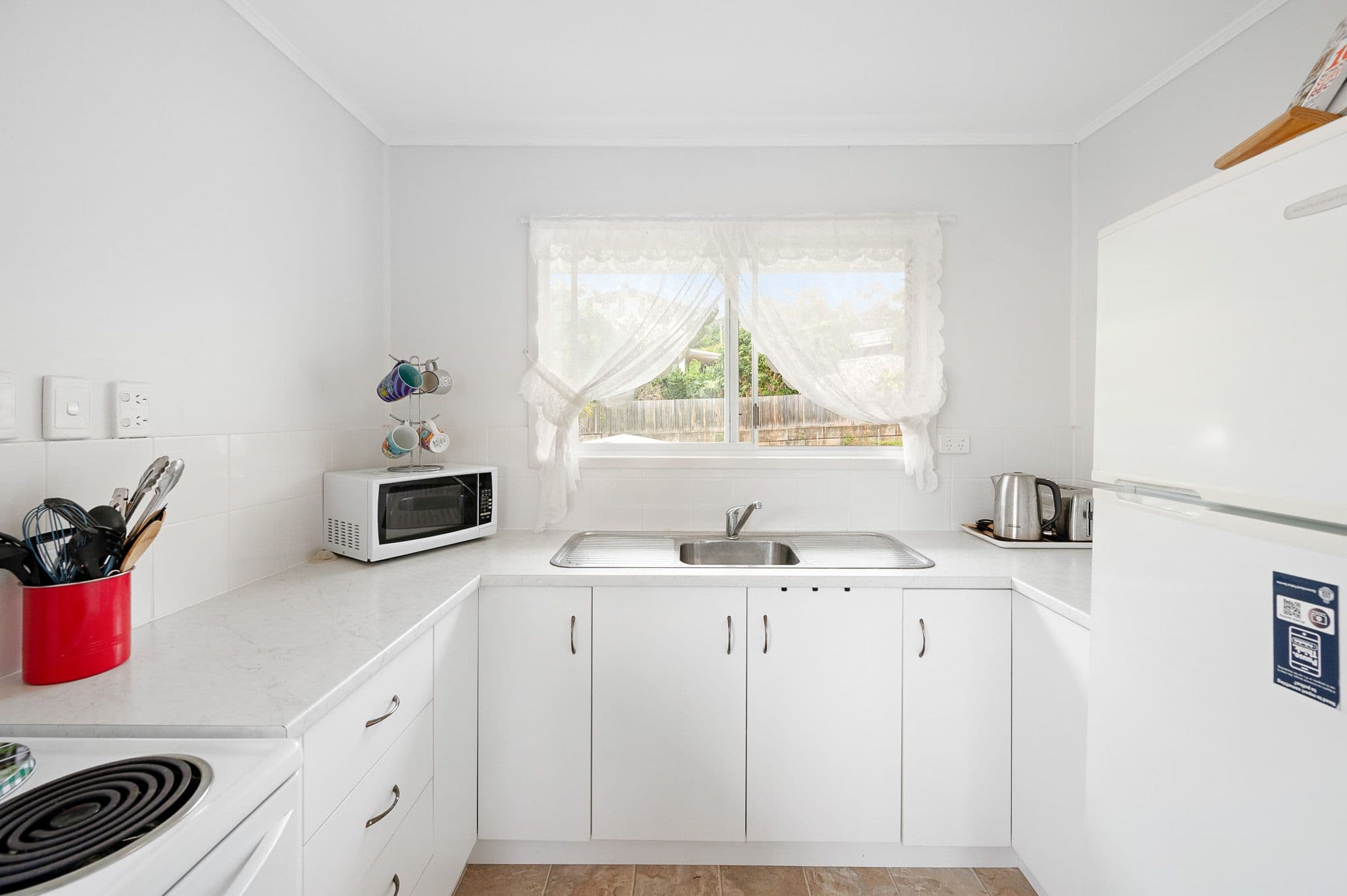28 John Dory Drive, Toolooa QLD 4680, Toolooa - Thumbnail 4