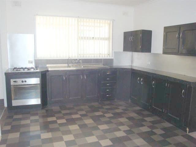 9 Curnow Street, DAVOREN PARK SA 5113, Davoren Park - Thumbnail 2