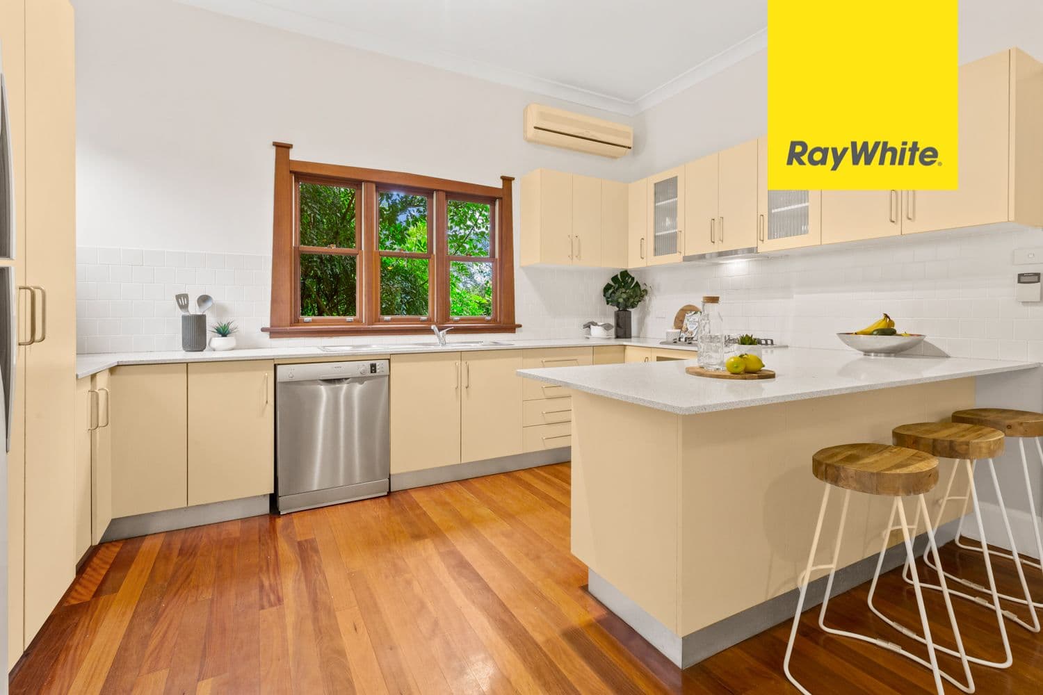 46 Lakeside Road, Eastwood NSW 2122, Eastwood - Thumbnail 4
