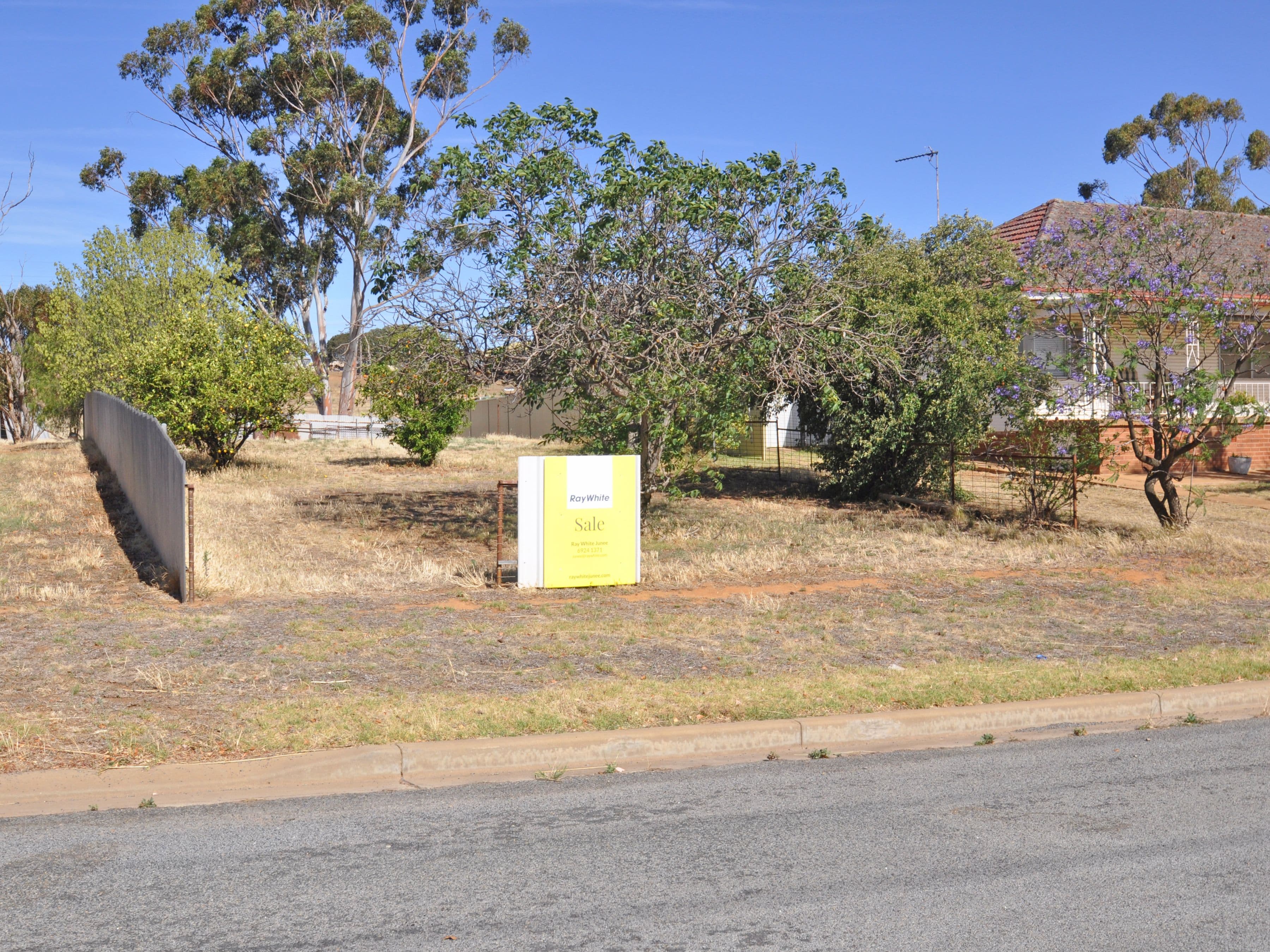 26 Boundary Street, Junee NSW 2663, Junee - Thumbnail 2