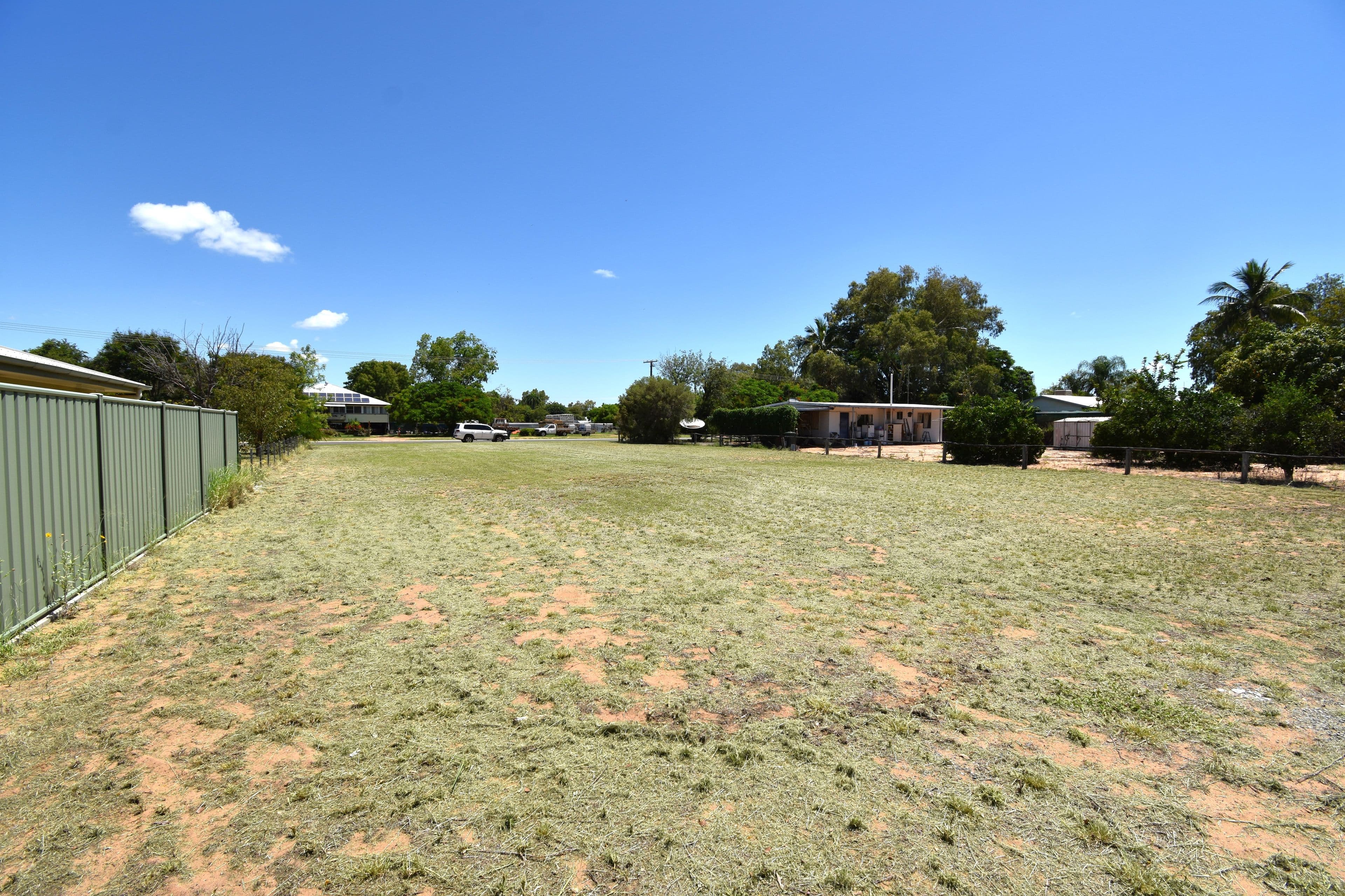 4 Elm Street, Barcaldine QLD 4725, Barcaldine - Thumbnail 3
