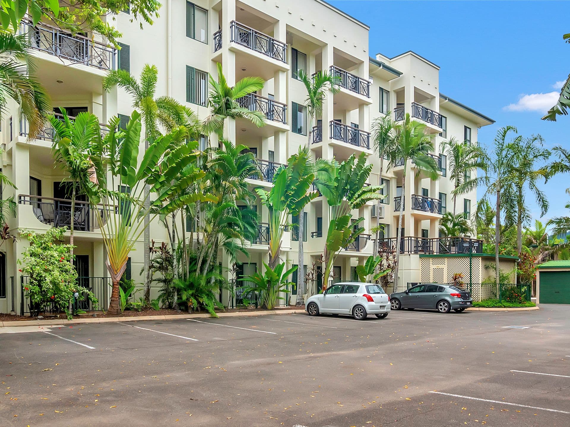 294-298 Sheridan Street, Cairns North QLD 4870, Cairns North - Thumbnail 2