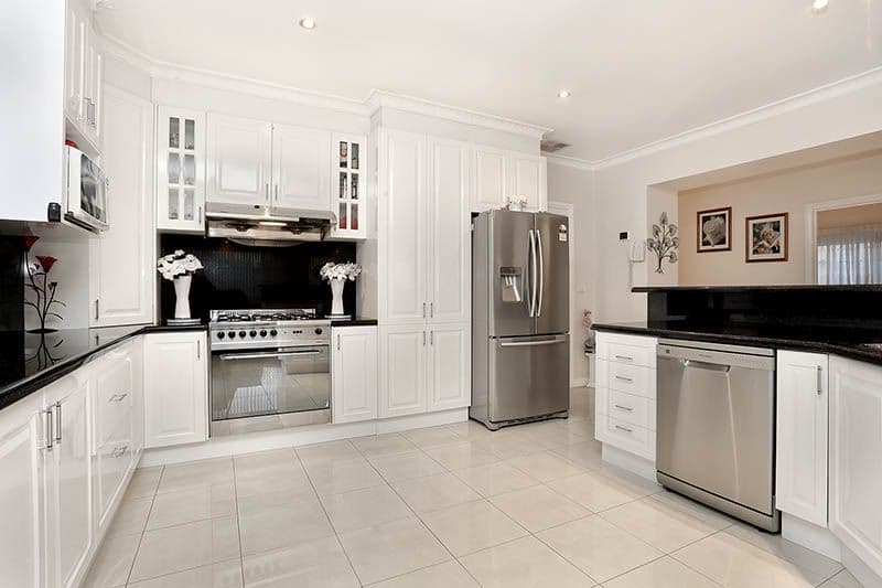 11 Bluff Street, Lalor VIC 3075, Lalor - Thumbnail 3