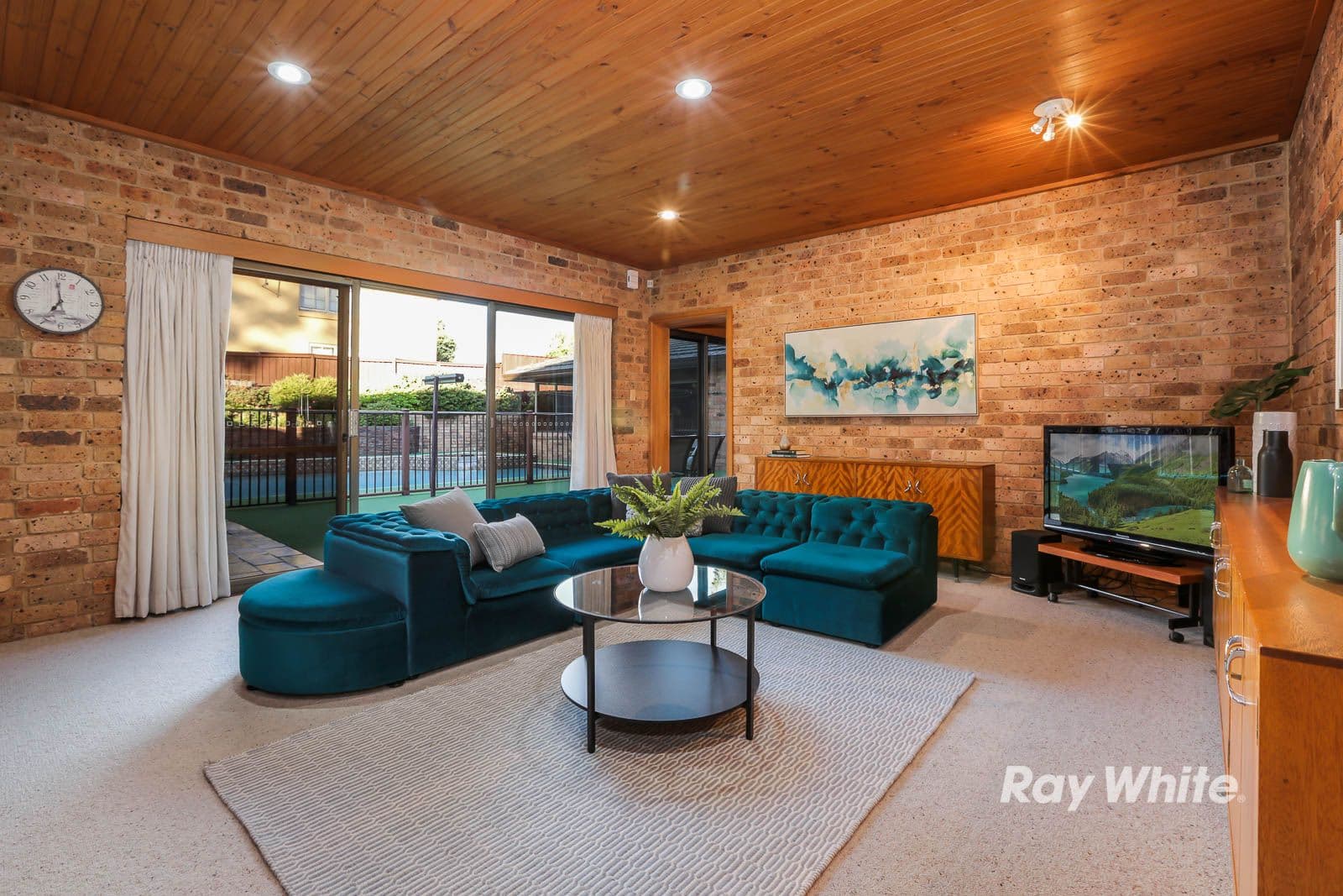 39 Drayton Avenue, Castle Hill - Thumbnail 3