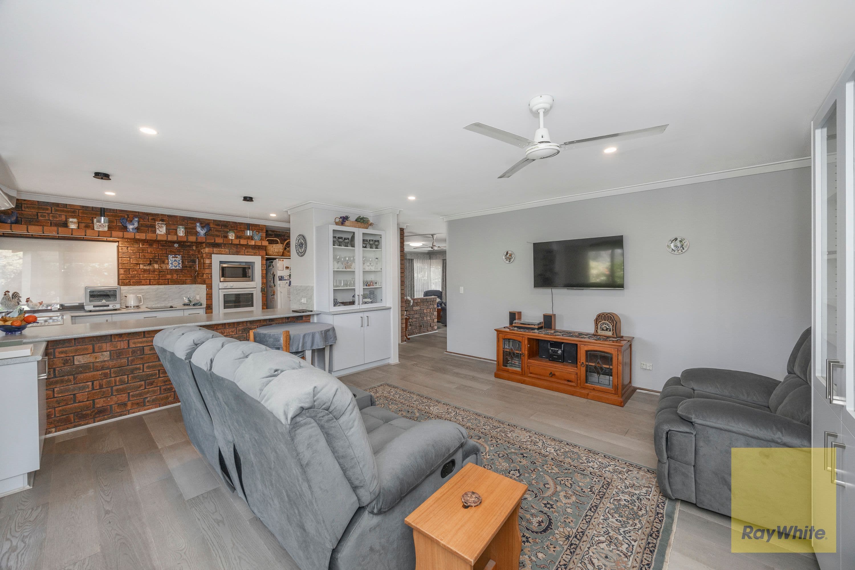 3 Plume Court, Lesmurdie WA 6076, Lesmurdie - Thumbnail 7