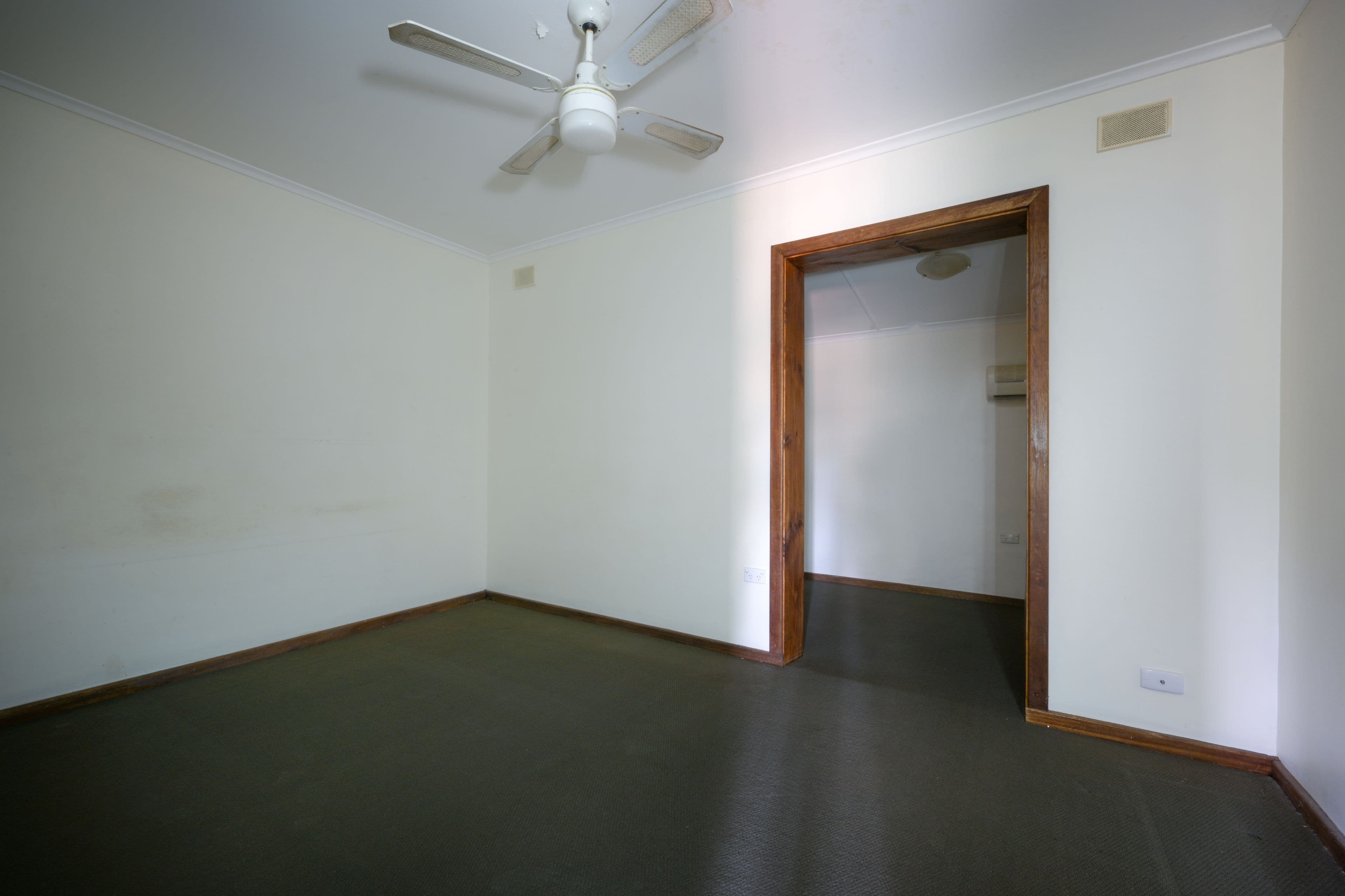 24 Berry Street, Whyalla Stuart SA 5608, Whyalla Stuart - Thumbnail 7