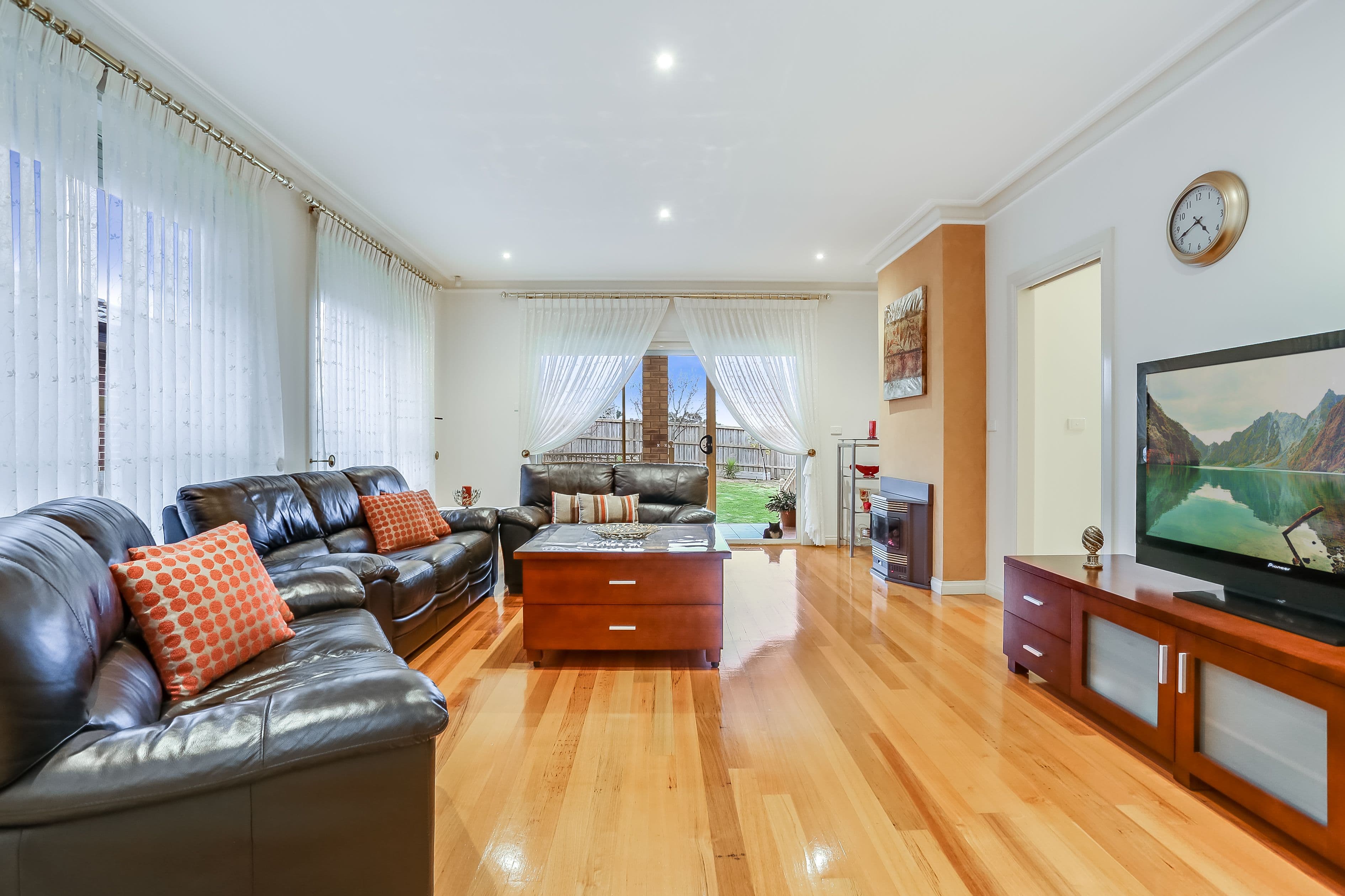20 Inverie Court, Greenvale VIC 3059, Greenvale - Thumbnail 4