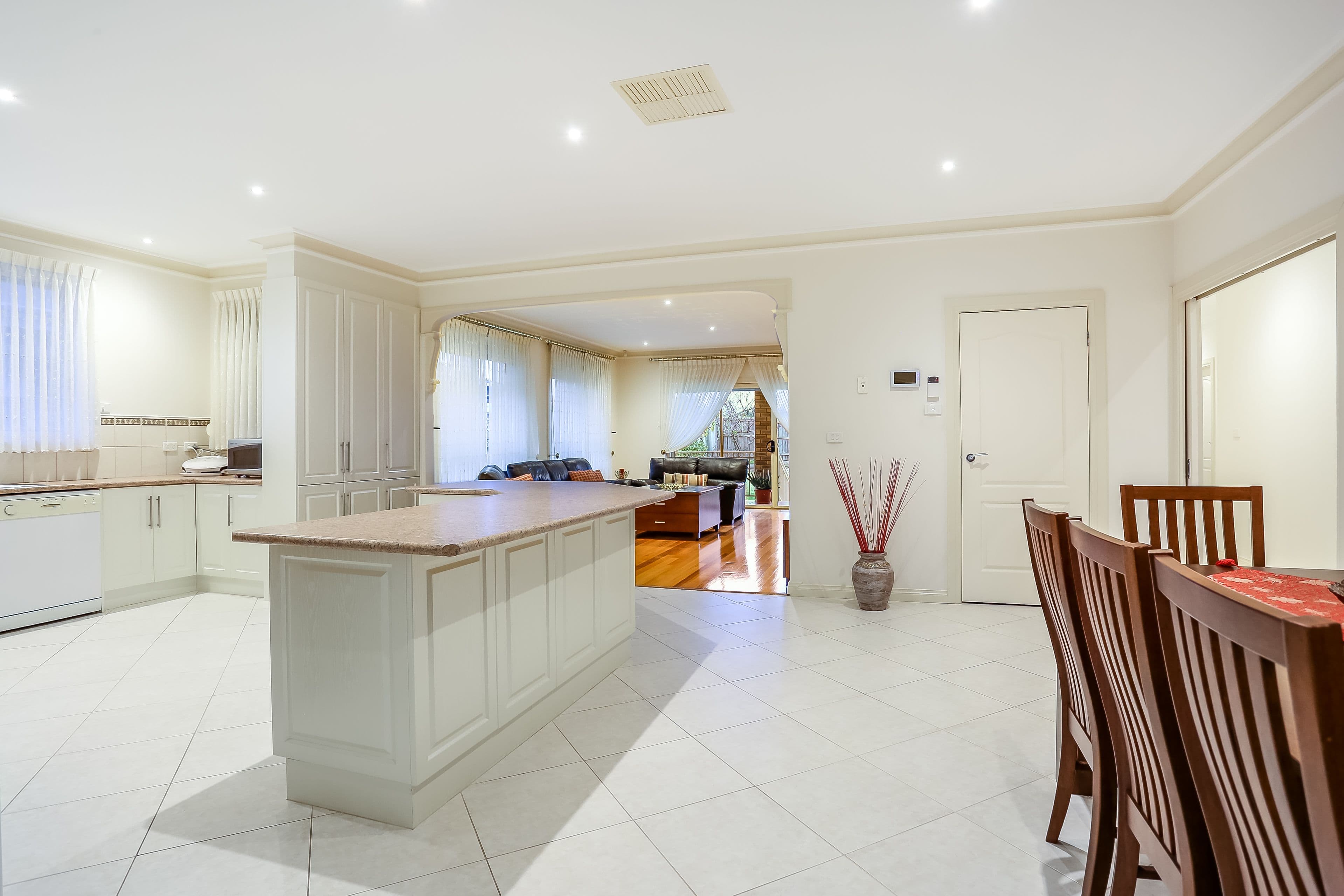 20 Inverie Court, Greenvale VIC 3059, Greenvale - Thumbnail 7