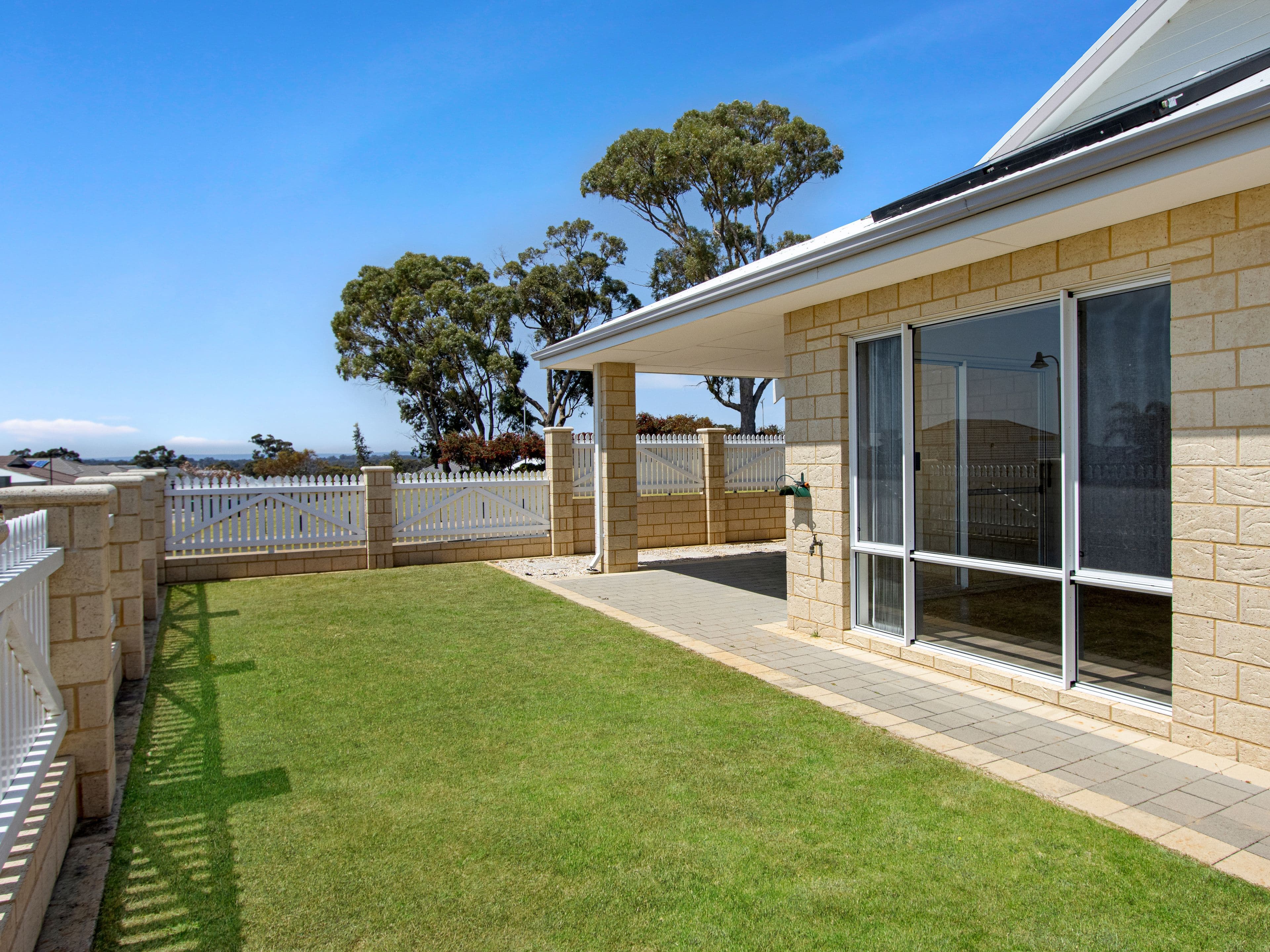 20 Hillsborough Avenue, Baldivis WA 6171, Baldivis - Thumbnail 3