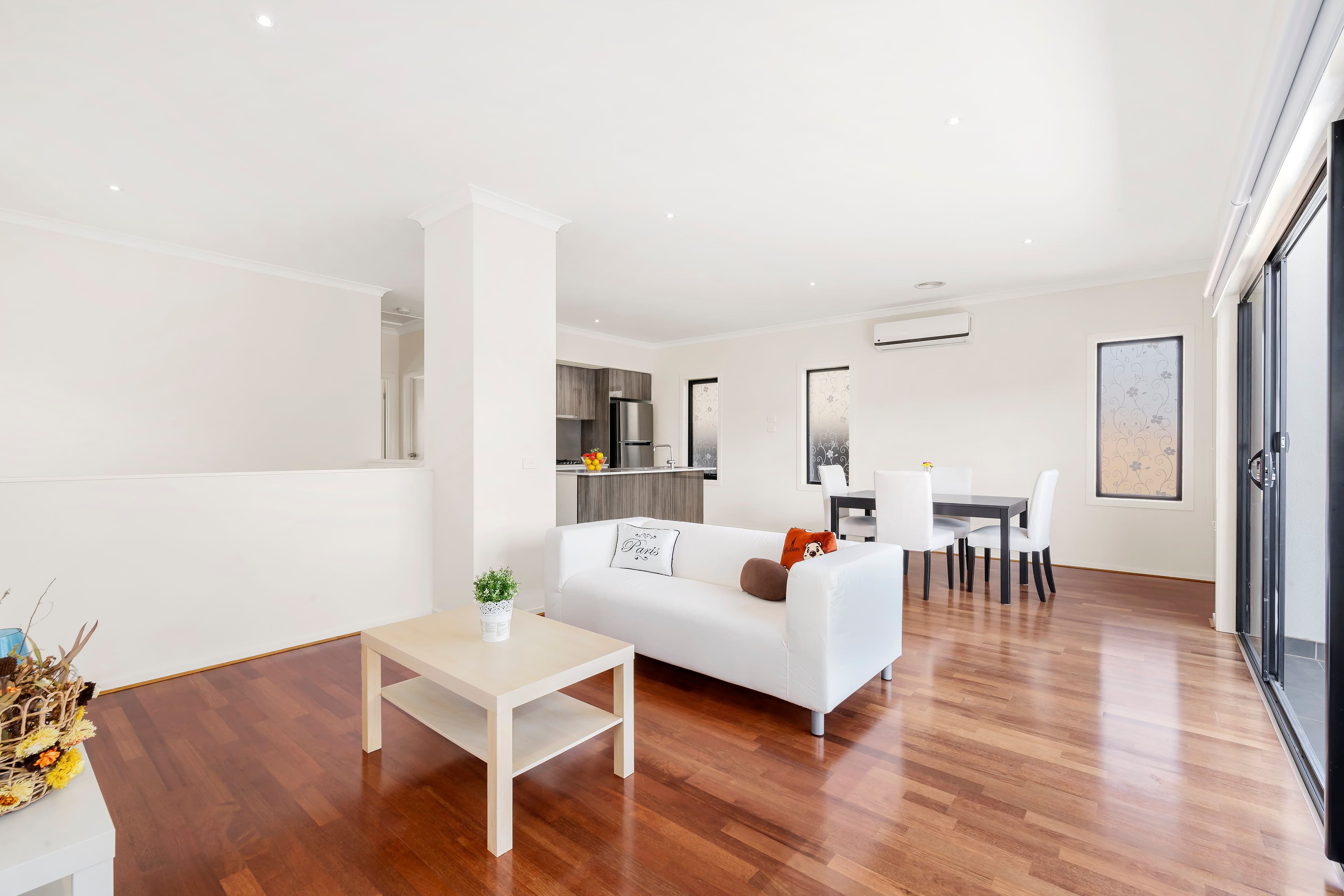 42 Zara Close, Bundoora VIC 3083, Bundoora - Thumbnail 2