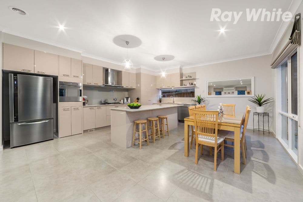 8 Cade Grove, Macleod VIC 3085, Macleod - Thumbnail 4