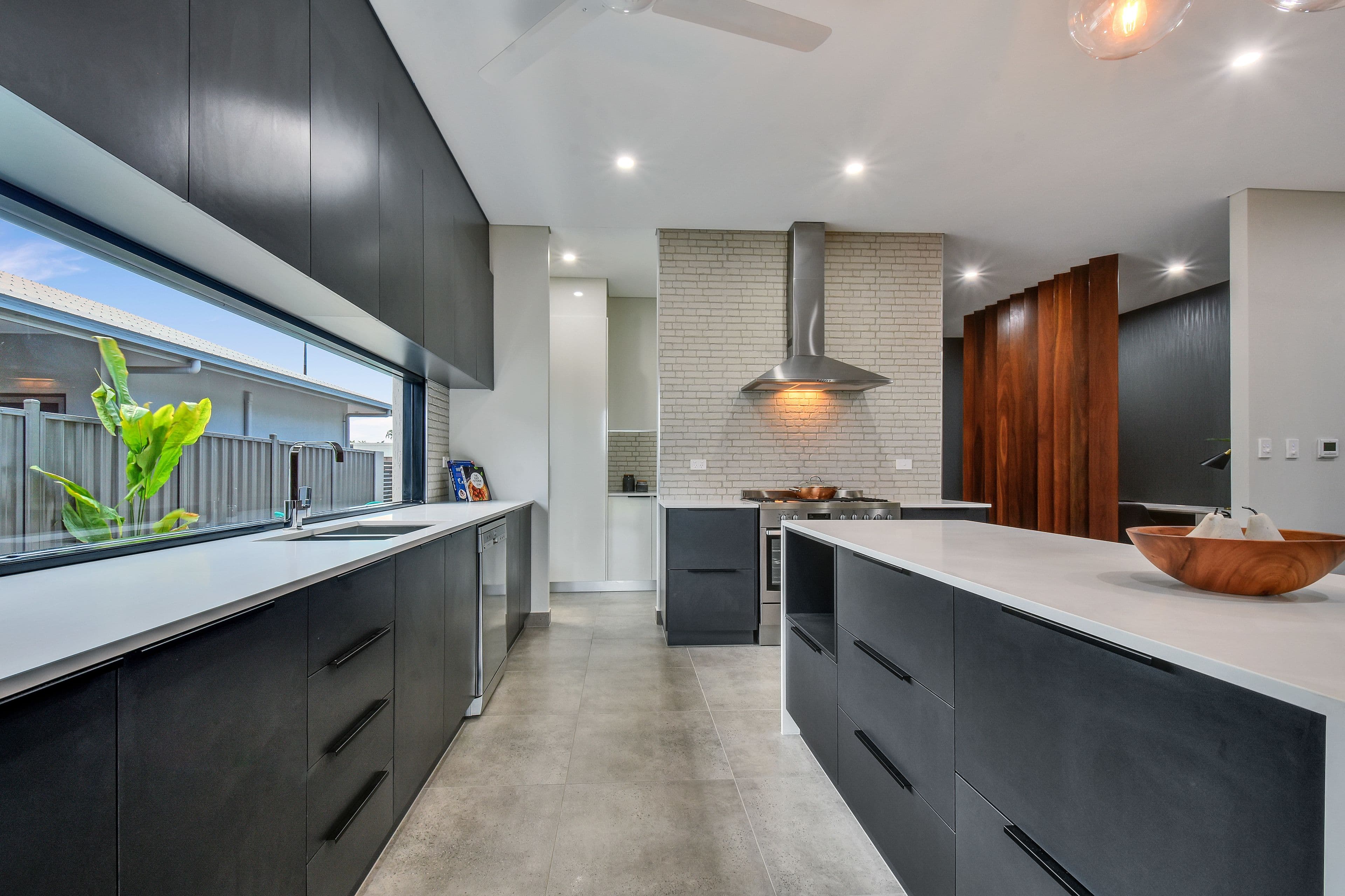 16 Reuben Avenue, Berrimah NT 0828, Berrimah - Thumbnail 2