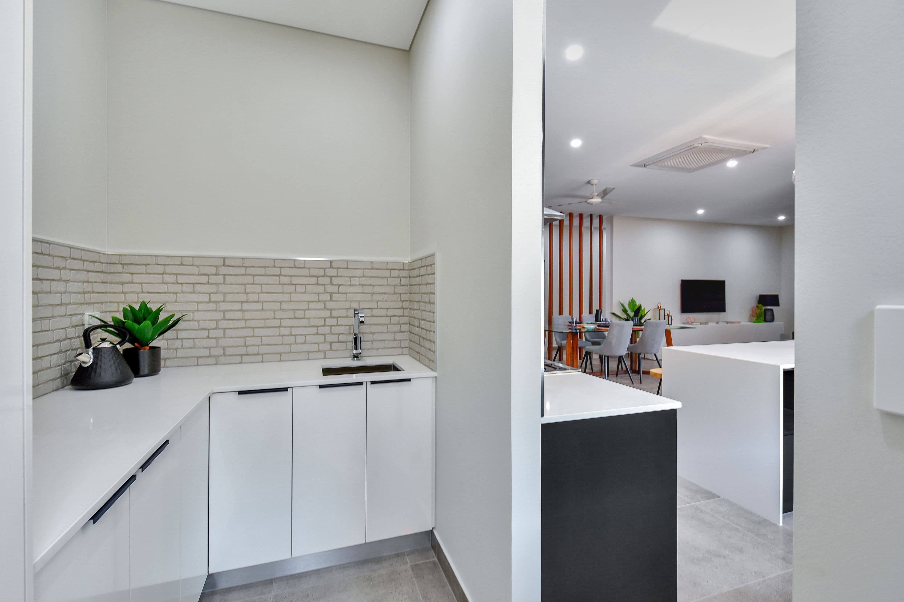 16 Reuben Avenue, Berrimah NT 0828, Berrimah - Thumbnail 3