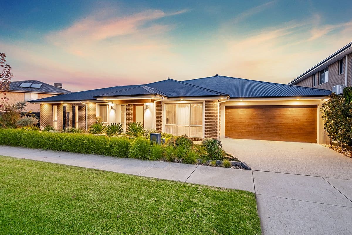 18 Nelse Street, Cranbourne North VIC 3977, Cranbourne North - Thumbnail 2