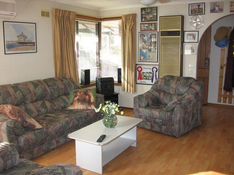 64 Ascot Street Sth, ALTONA MEADOWS VIC 3028, Altona Meadows - Thumbnail 4