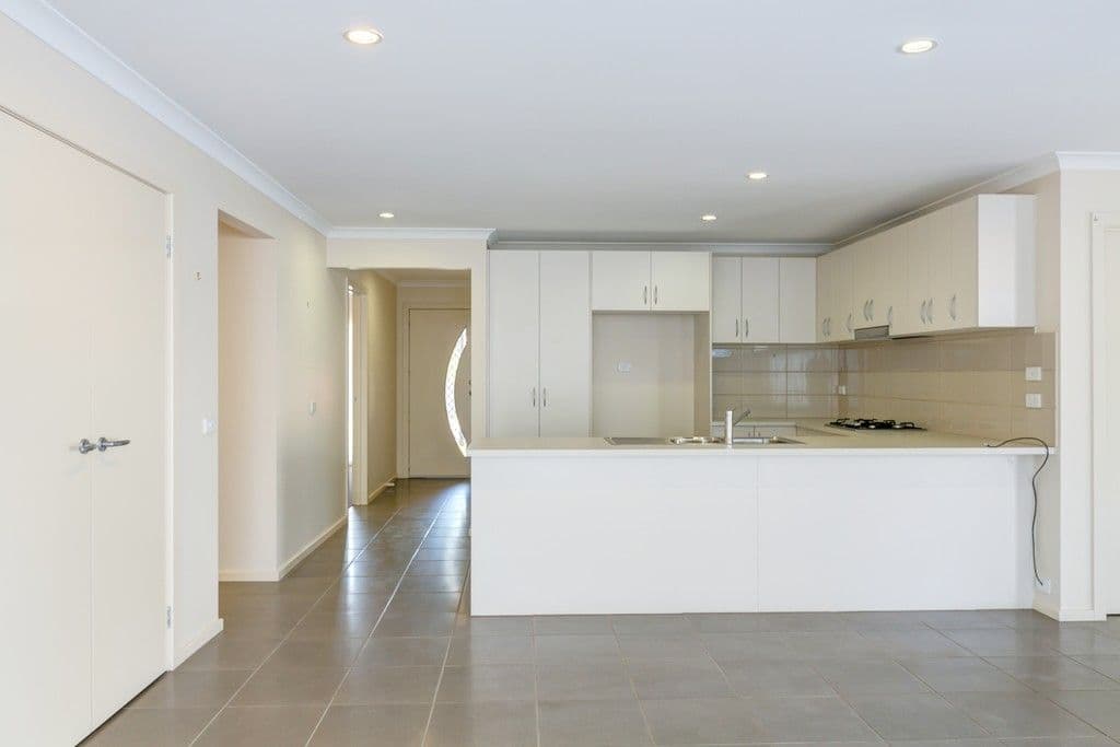 6 Lakeview Place, Jackass Flat VIC 3556, Jackass Flat - Thumbnail 4