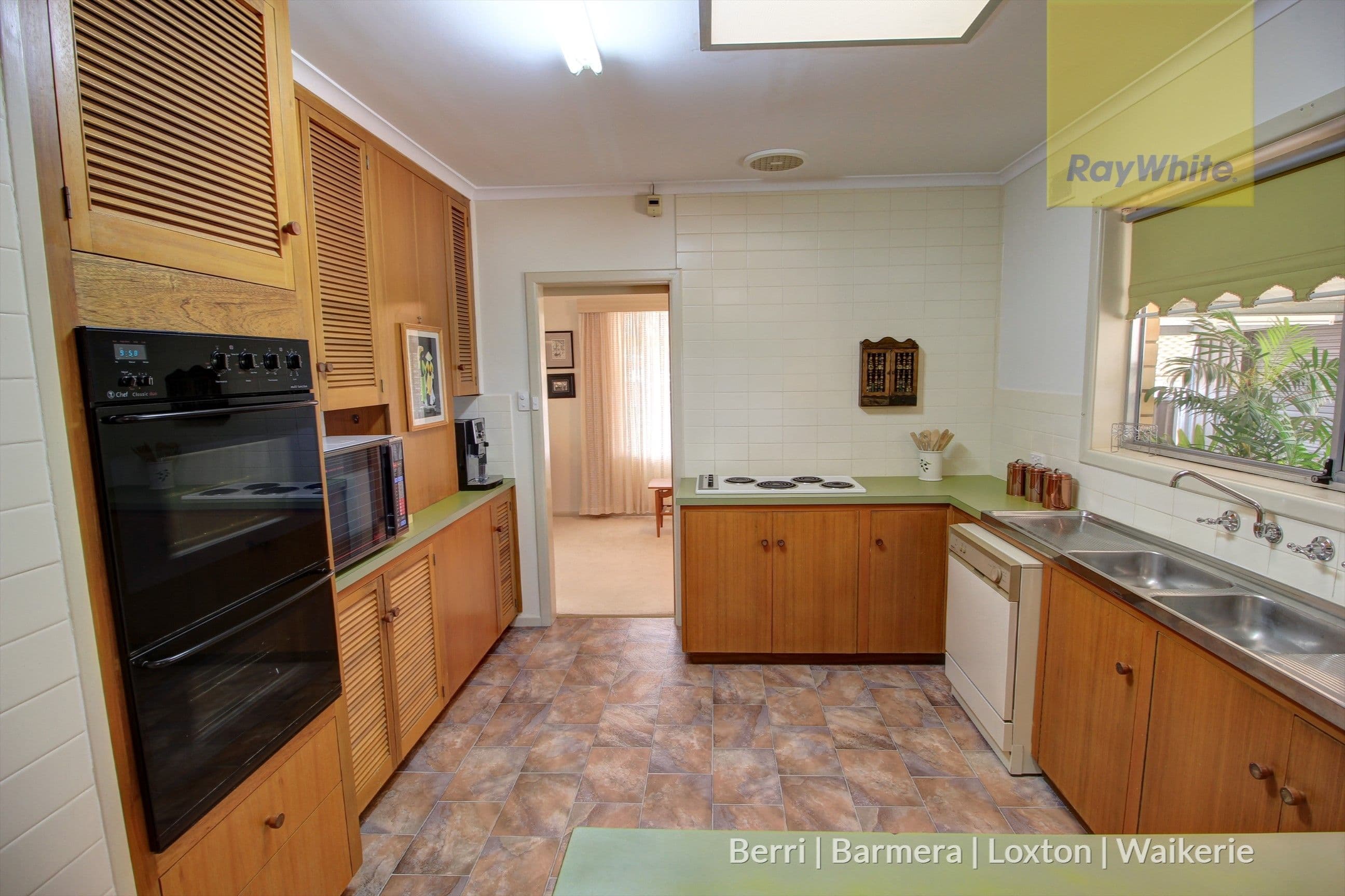 183 Thurk Street, Renmark SA 5341, Renmark - Thumbnail 4