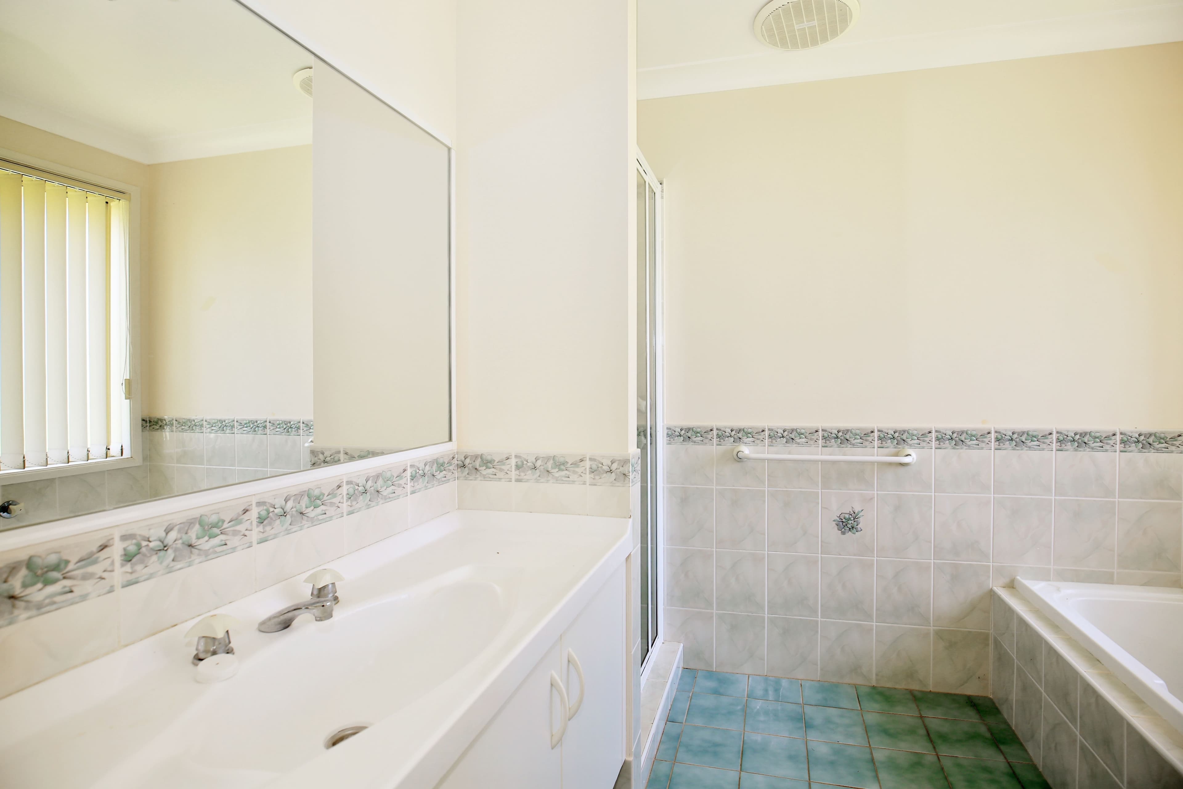 30 Hollingsworth Crescent, Callala Bay - Thumbnail 8