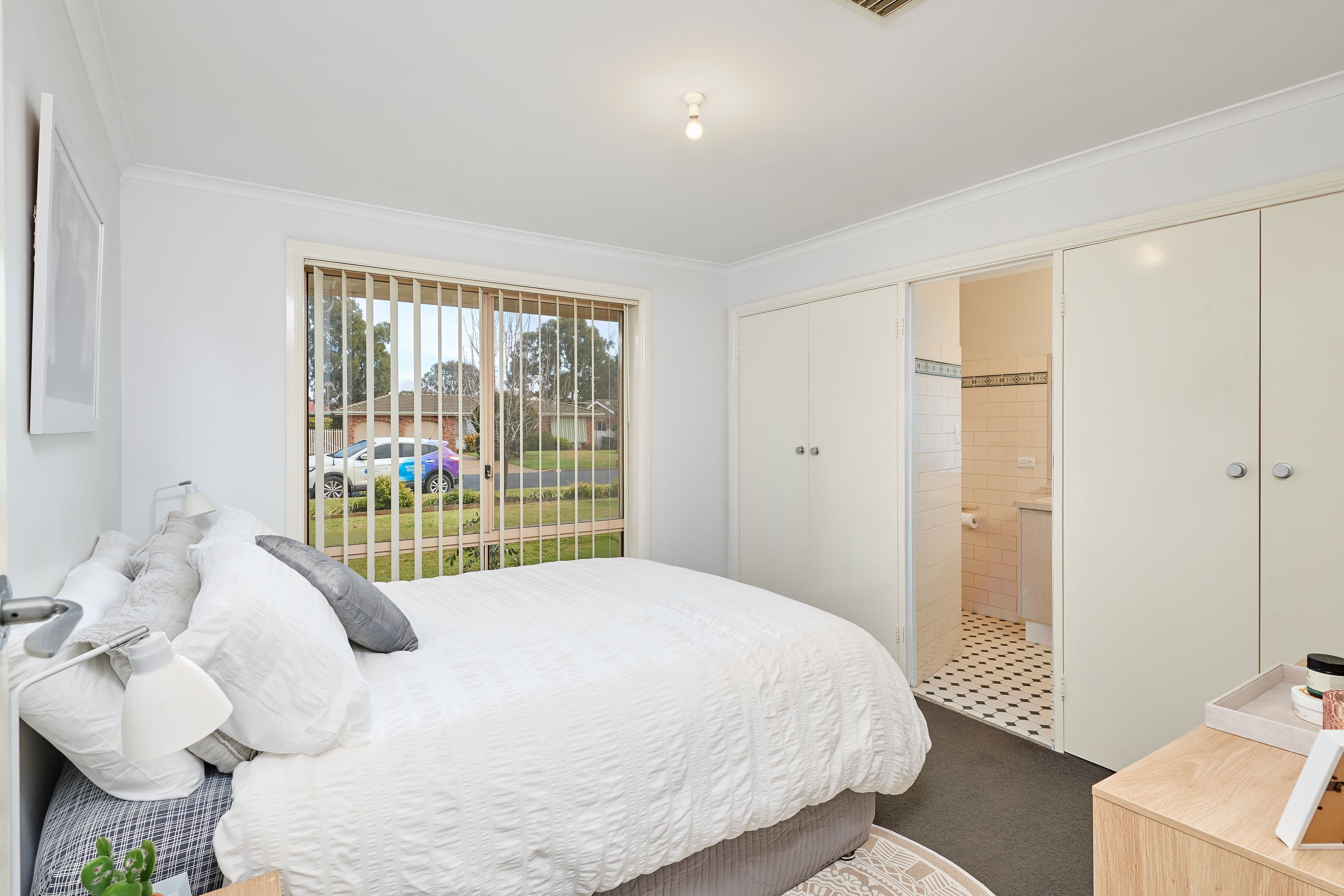9 Elanora Place, Glenfield Park NSW 2650, Glenfield Park - Thumbnail 5