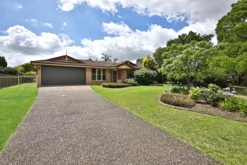 21 Robinia Way, Worrigee - Image 1