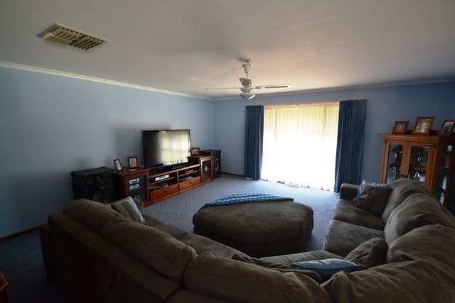 10 Mentor Street, Seymour VIC 3660, Seymour - Thumbnail 5