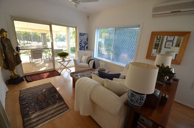 19 Dalloway Court, ARUNDEL QLD 4214, Arundel - Thumbnail 4