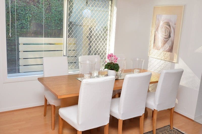 19 Dalloway Court, ARUNDEL QLD 4214, Arundel - Thumbnail 5