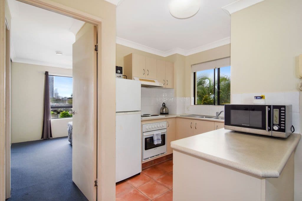 48-54 Stanhill Drive, Chevron Island QLD 4217, Chevron Island - Thumbnail 4