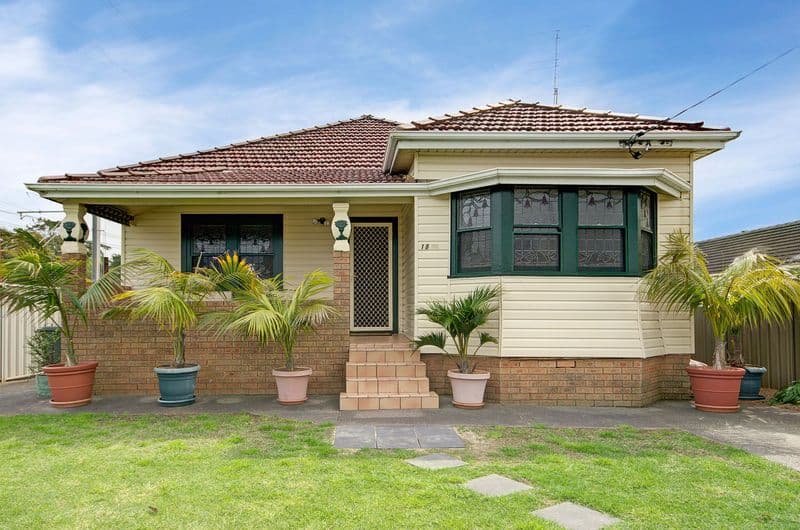 18 Park Road, WOONONA NSW 2517, Woonona - Image 1
