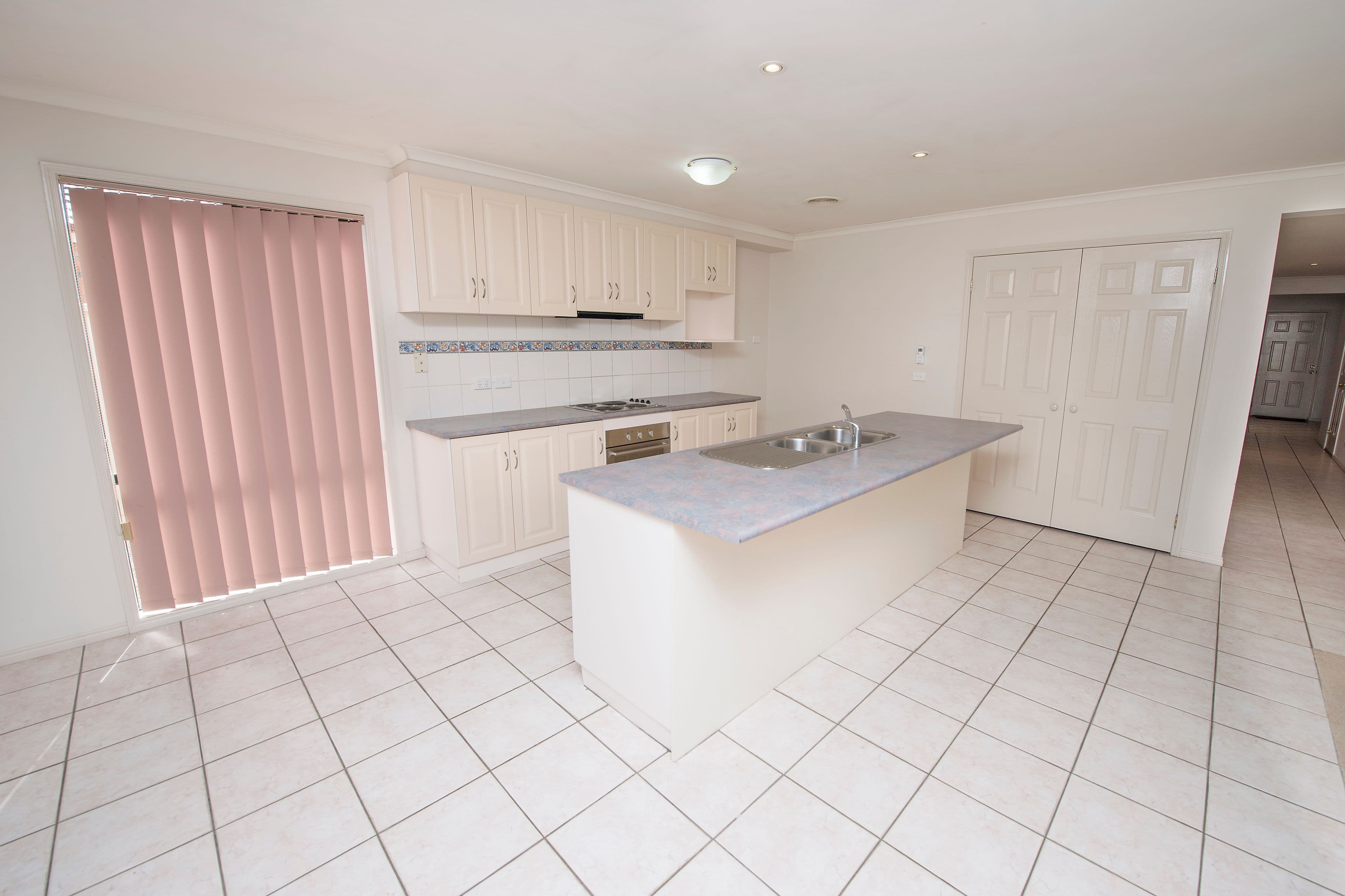 6 Gaethan Drive, Swan Hill VIC 3585, Swan Hill - Thumbnail 2