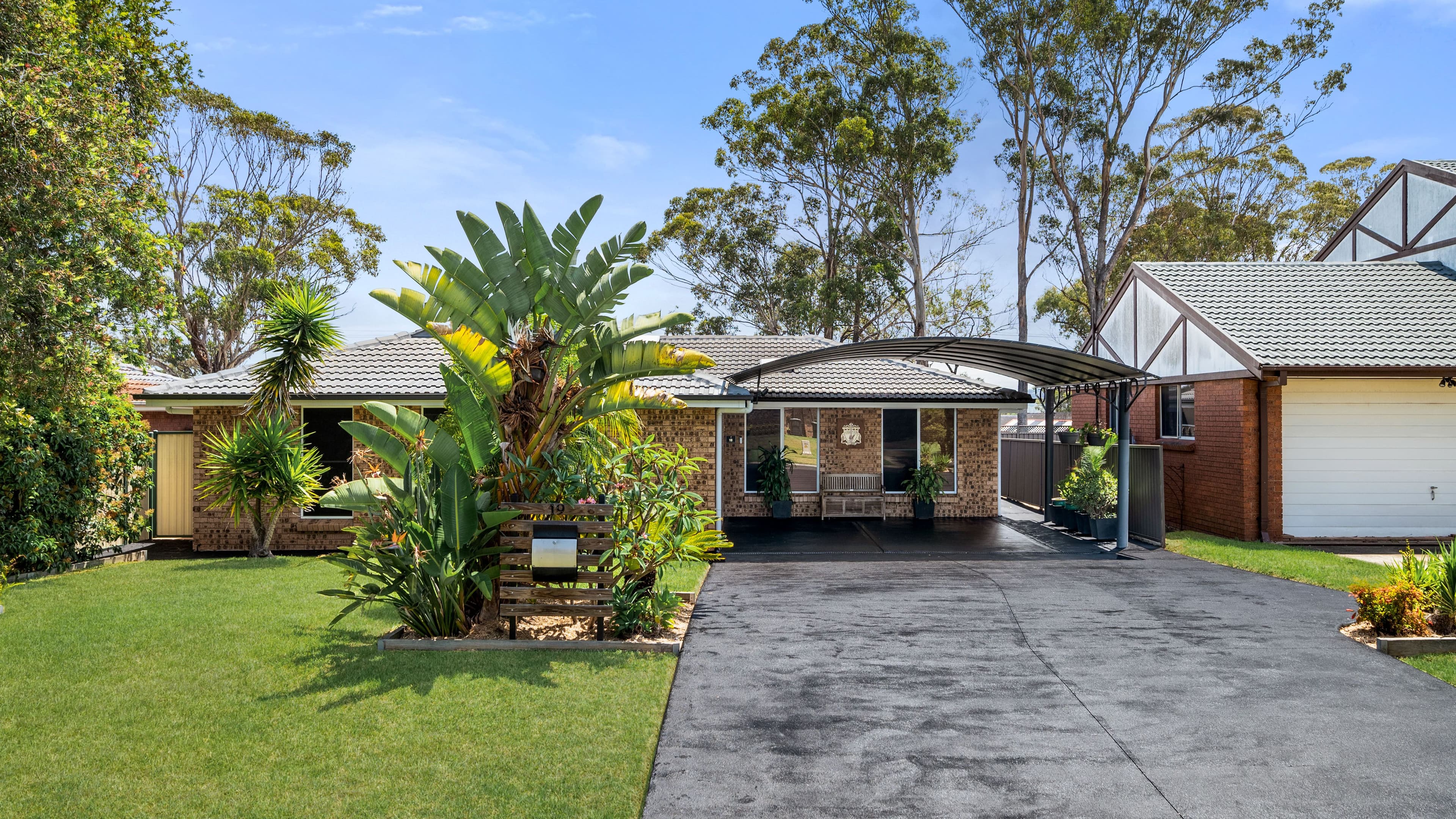 19 Svensden Place, Ingleburn NSW 2565, Ingleburn - Image 1