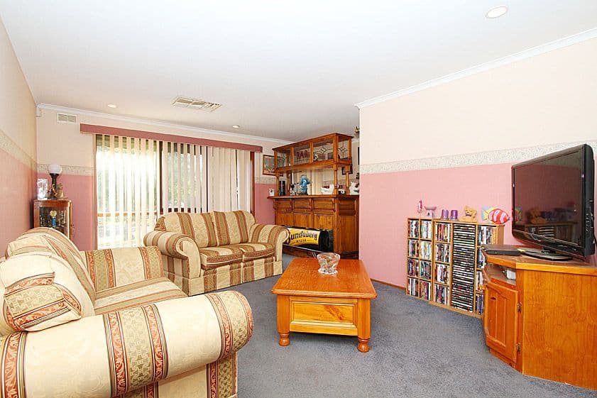 31 Mitford Crescent, CRAIGIEBURN VIC 3064, Craigieburn - Thumbnail 5
