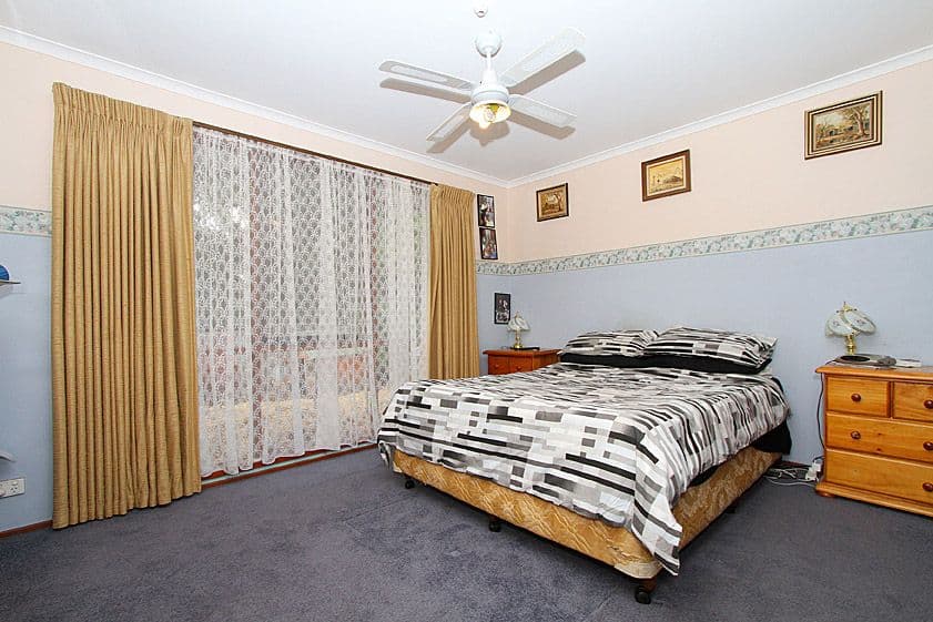 31 Mitford Crescent, CRAIGIEBURN VIC 3064, Craigieburn - Thumbnail 8