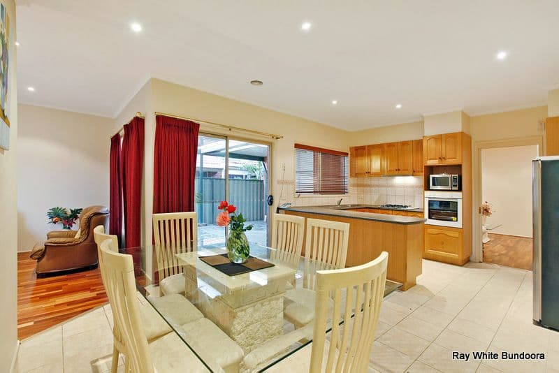 24 Samuel Court, BUNDOORA VIC 3083, Bundoora - Thumbnail 2