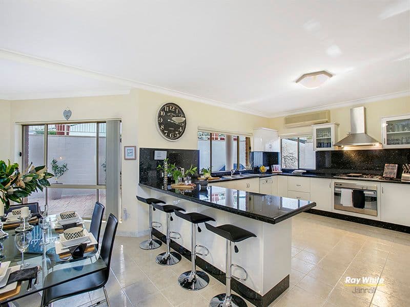 6 Warrangarree Drive, Woronora Heights NSW 2233, Woronora Heights - Thumbnail 2