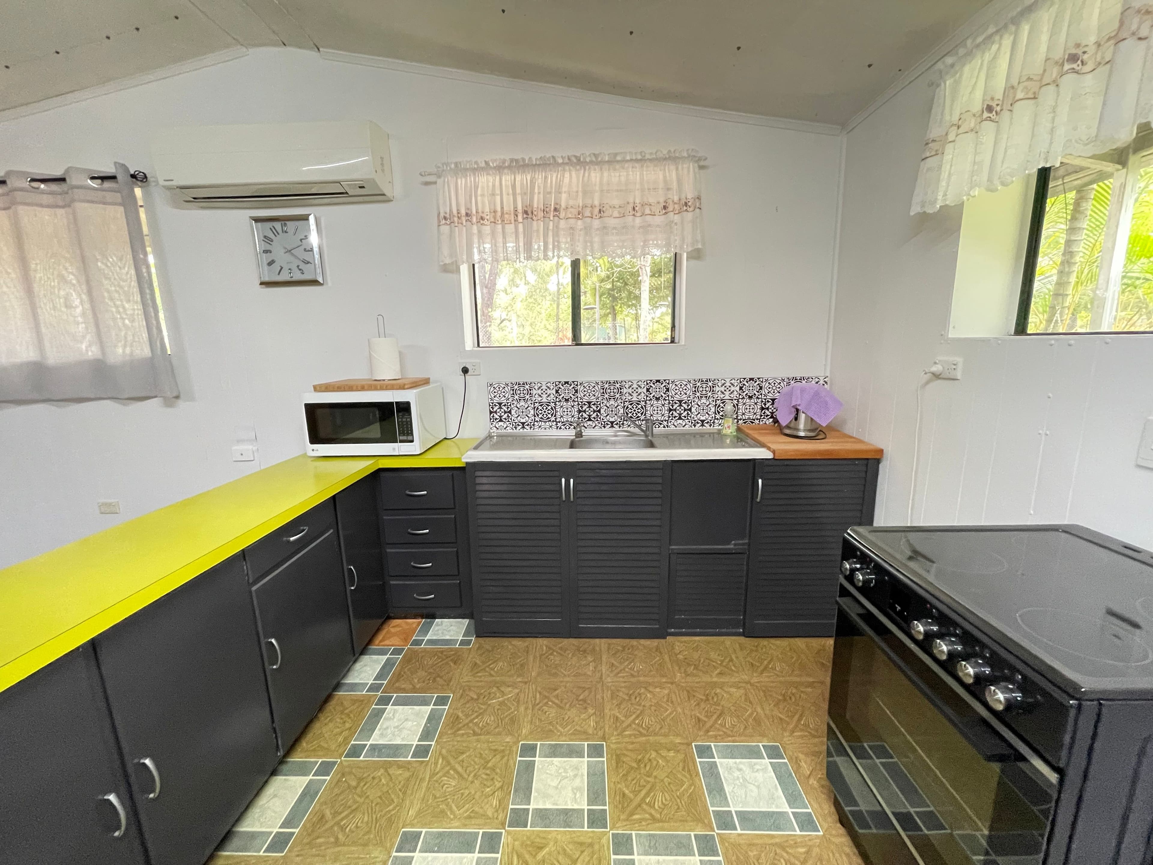 14 Maple Court, Hay Point QLD 4740, Hay Point - Thumbnail 4