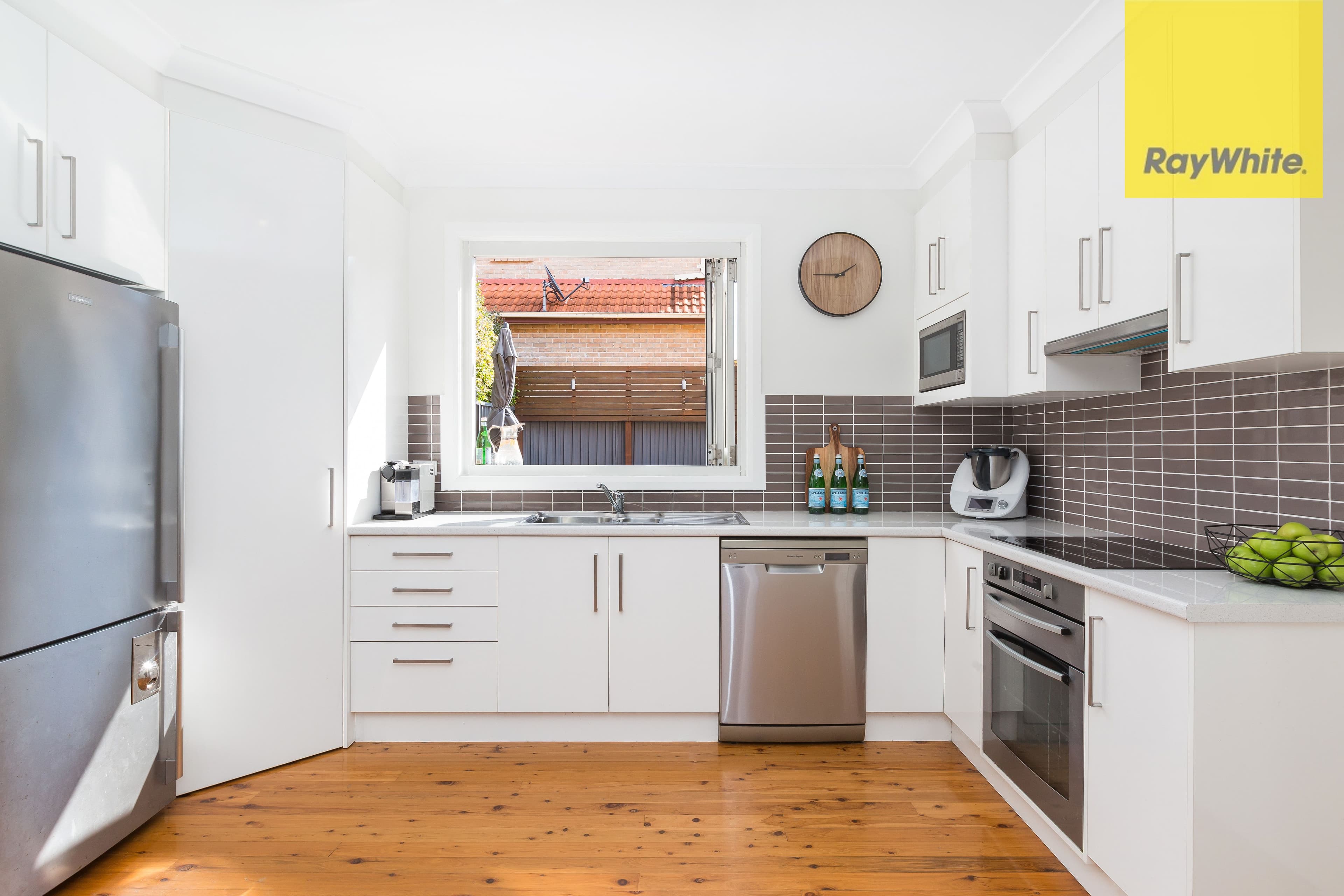 86 Yathong Road, Caringbah NSW 2229, Caringbah - Thumbnail 2
