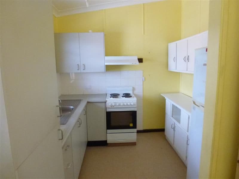 4 Yulong Street, DUBBO NSW 2830, Dubbo - Thumbnail 3