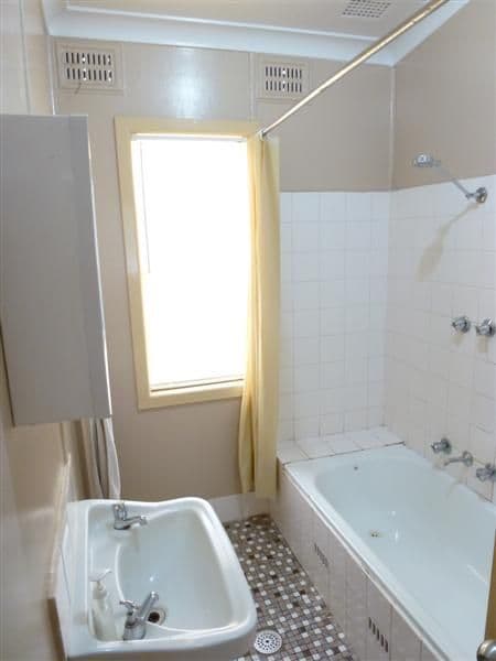 4 Yulong Street, DUBBO NSW 2830, Dubbo - Thumbnail 6