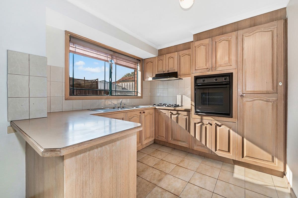 10 Filomena Court, Cranbourne North VIC 3977, Cranbourne North - Thumbnail 4
