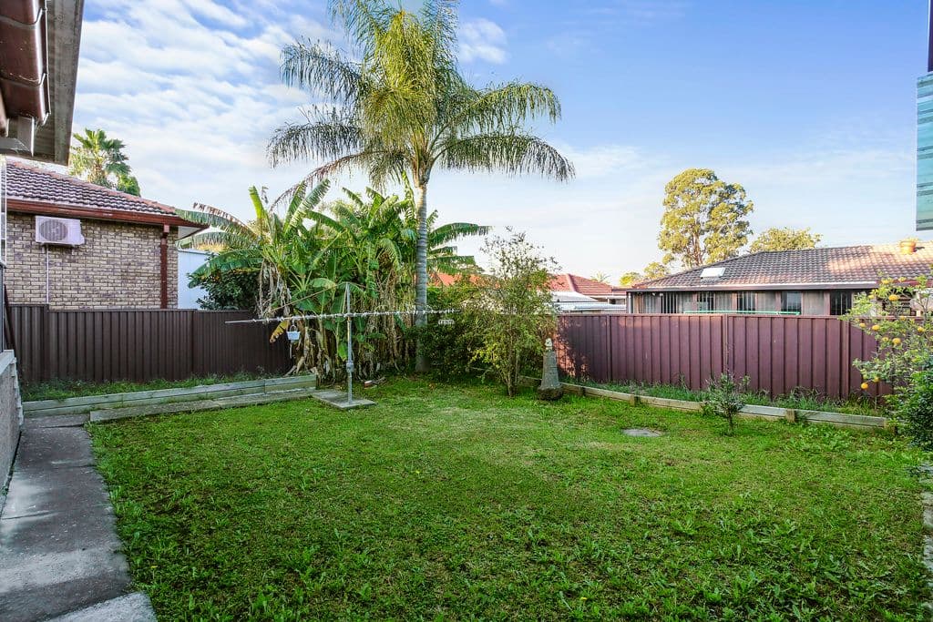 8 Gove Street, Green Valley NSW 2168, Green Valley - Thumbnail 6