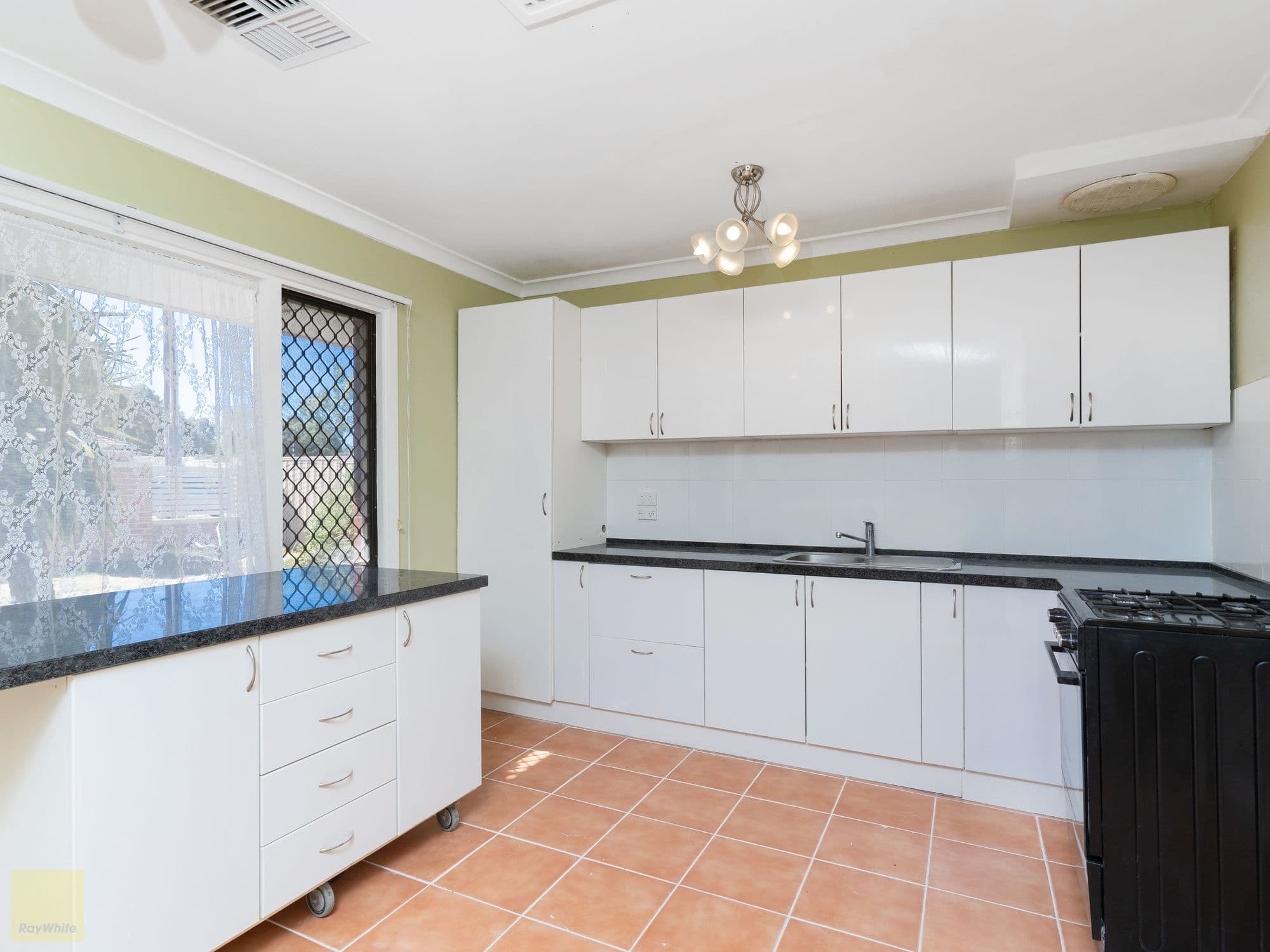 14 Shalford Way, Girrawheen WA 6064, Girrawheen - Thumbnail 6